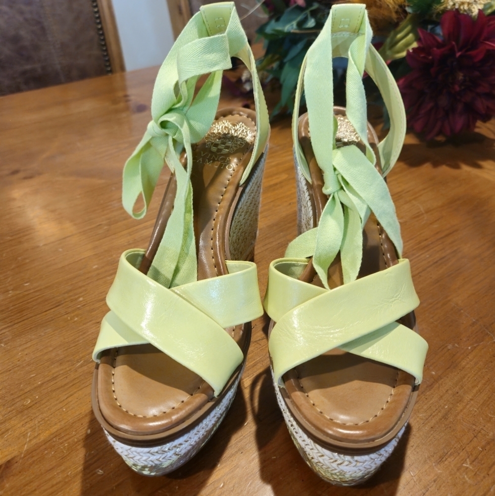Vince Camuto Pharrah Yellow Leather Espadrille Wedge Sandal 8.5 NWT - Picture 3 of 9